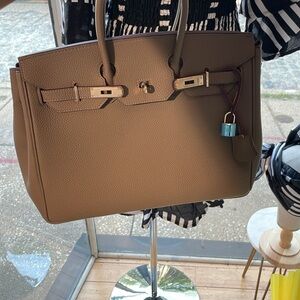 Large NEW leather handbag